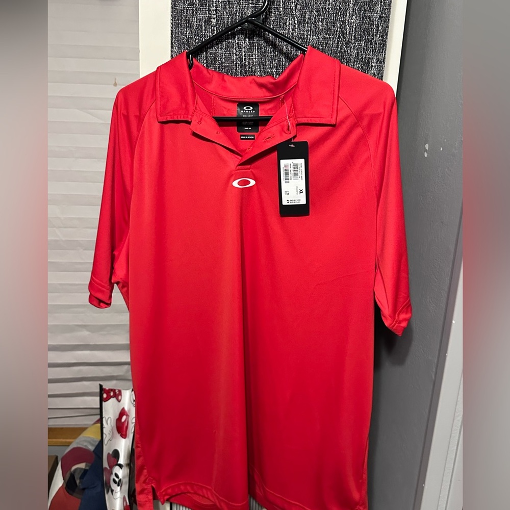 Oakley polo